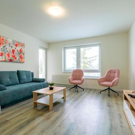 Apartmany Zlatovska Trenčín المظهر الخارجي الصورة