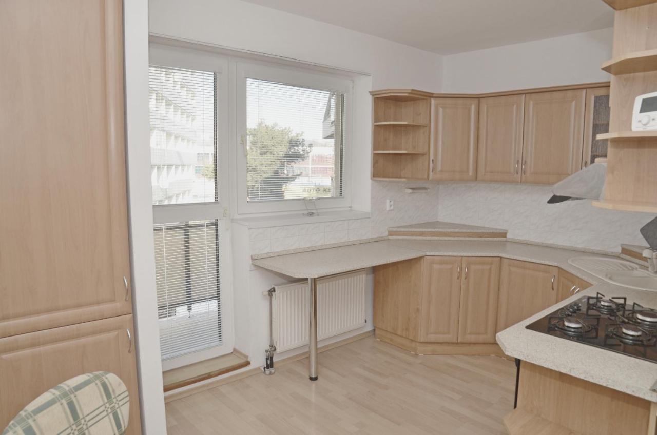 Apartmany Zlatovska Trenčín المظهر الخارجي الصورة