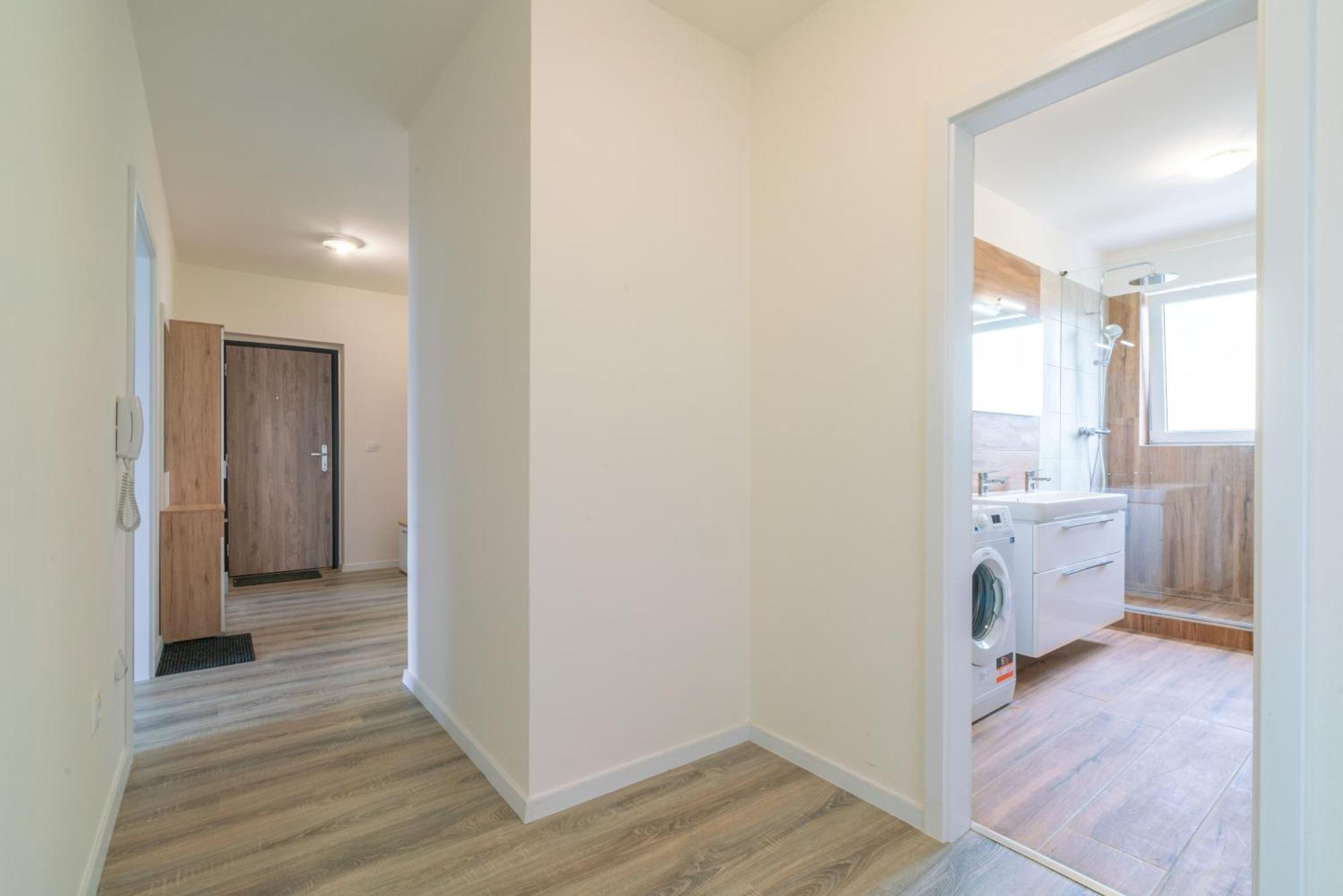 Apartmany Zlatovska Trenčín المظهر الخارجي الصورة